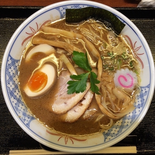「濃厚味玉ラーメン 850円」@麺や庄の ラゾーナ川崎店の写真