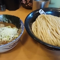 中盛りつけそば