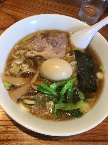 「らぁめん750円、味玉100円」@神田らぁめん 悠 HARUKAの写真