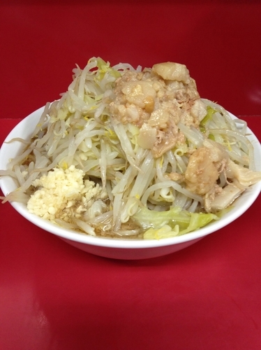 「小ラーメン 豚入り」@ラーメン二郎 茨城守谷店の写真