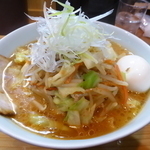 「味噌ラーメン＋野菜増し＋味玉」@豆でっぽうの写真