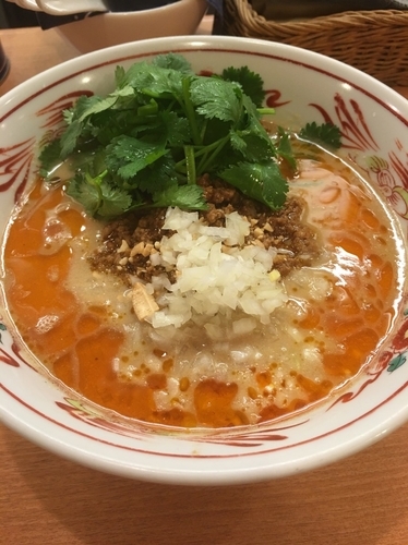 「汁有り坦々麺パクチー入り」@中華そば 呵呵の写真