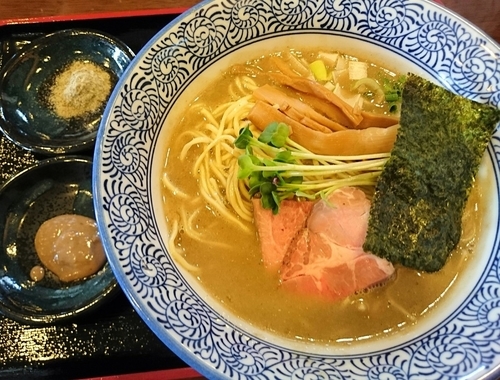 「【限定】鶏白湯煮干」@麺処 いぐさの写真