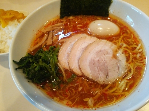 「ちょい辛らーめん＋味玉」@らーめん将貴の写真