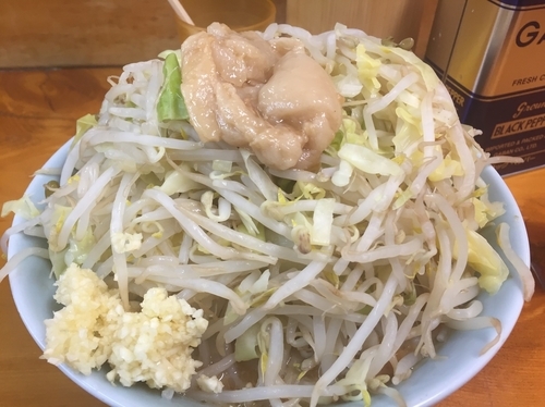「ラーメン中」@ラーメン二郎 新橋店の写真