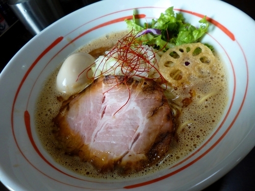 「【５周年大感謝祭限定】濃厚オマール海老そば+替え玉」@麺屋 むじゃきの写真