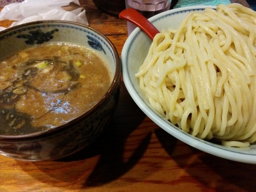 「濃厚煮干つけめん　特盛」@月と鼈の写真