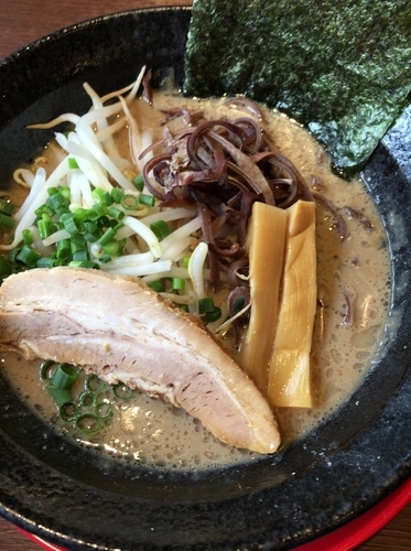 「豚骨らぁめん」@関東極濃豚骨らぁめん 葉隠～HAGAKURE～の写真
