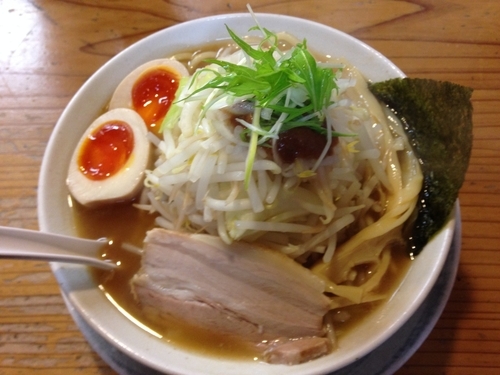 「ぼたんらーめん(醤油)」@麺処 ぼたん 栃木店の写真