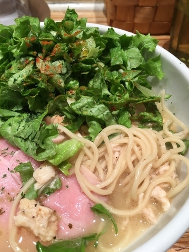 「鶏そば 780円＋替え玉200円」@NOODLE STOCK 鶴おかの写真