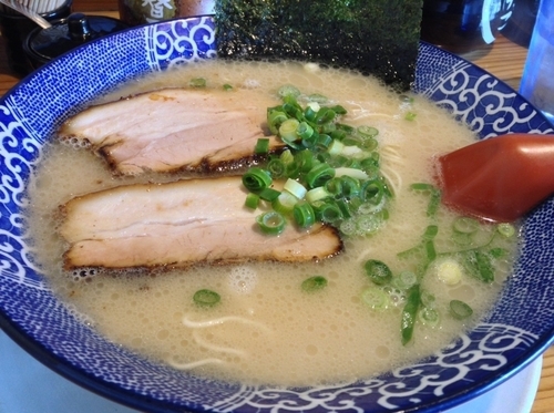 「塩とんこつ バリカタ 平日半ちゃんランチ ¥890」@博多ラーメン 鶴亀堂 安城店の写真