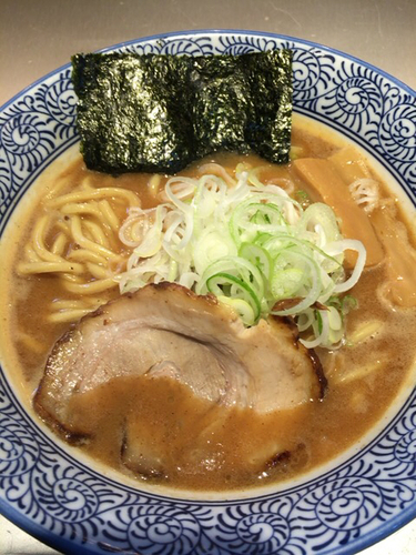 「濃厚豚骨魚介らーめん」@豚骨一燈の写真