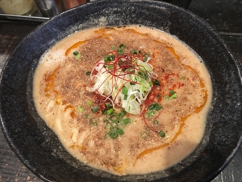 「汁あり担々麺」@まぜそば 一心不乱の写真