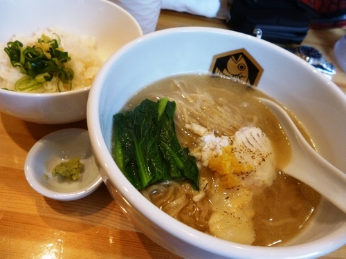 「【限定】ヒラメらーめん+雑炊丼」@真鯛らーめん 麺魚の写真