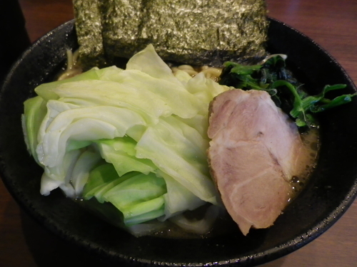 「ラーメン＋キャベツ」@弐七家の写真