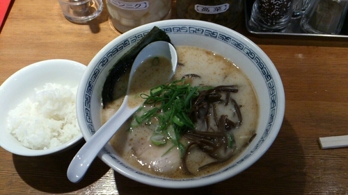 「ラーメン_670円」@熊本ラーメン ひごもんず 西荻窪店の写真