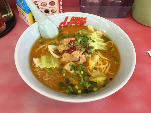 「(限定) 極美味もつ味噌ラーメン  860円」@ラーメン山岡家 瑞穂店の写真