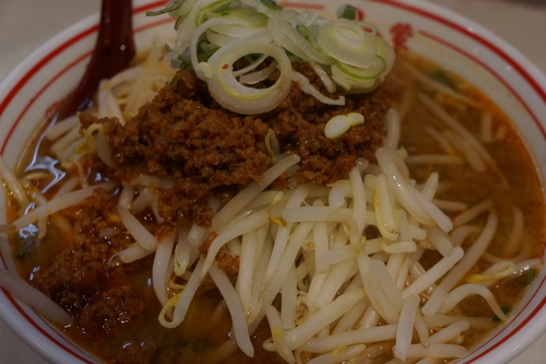 「旨辛肉みそらーめん（御徒町限定）＋ネギ」@蒙古タンメン 中本 御徒町店の写真