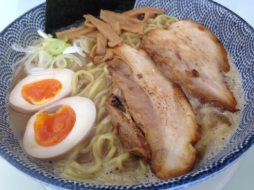 「特製大盛ラーメン魚介豚骨270g ¥980」@麺屋 轍の写真