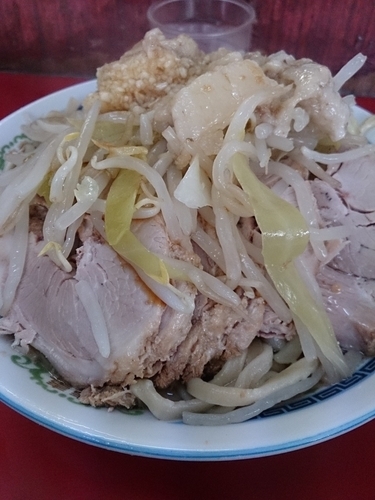 「小豚(ニンニクマシマシ・他全マシ)」@ラーメン二郎 目黒店の写真