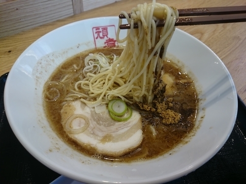 「濃厚魚介ラーメン 780円」@GANJA RAMENの写真
