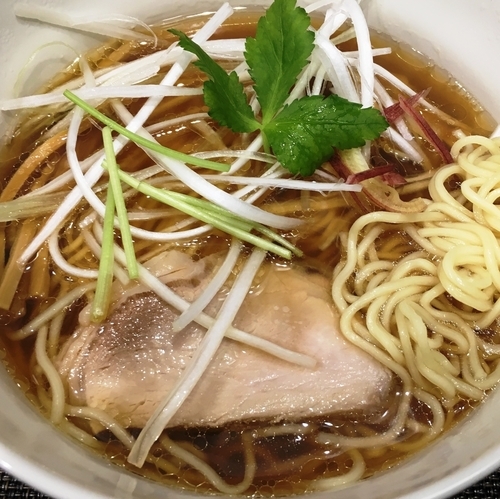 「赤青醤油らぁ麺」@赤青(MURASAKI)の写真