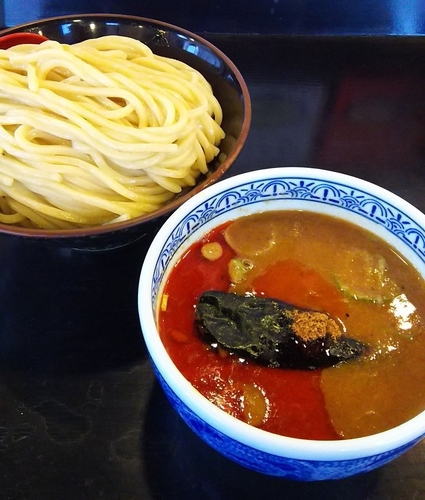 「辛つけ麺 大盛(400g) ¥780」@つけ麺専門店 三田製麺所 国分寺並木店の写真