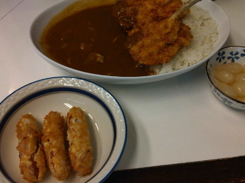 「スティックカレー並+トッピングウインナー+甘らっきょう」@カレーの家の写真