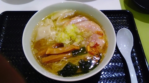 「ワンタン麺　塩」@湘南 野の実 Terrace mall 湘南店の写真