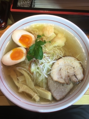 「くろおびラーメン1000円（塩味）」@利尻昆布ラーメン くろおびの写真