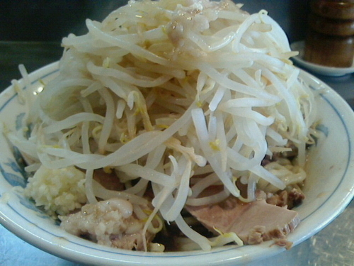 「ラーメン並、豚」@ラーメン大 下高井戸店の写真