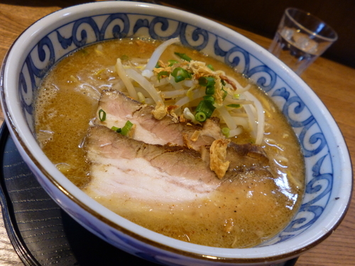 「【限定】スパイシー味噌らーめん」@らー麺屋 バリバリジョニーの写真