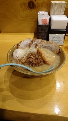 「九州麦味噌 味噌漬け炙りチャシュー麺 +味噌漬け煮玉子」@麺場田所商店 春日部店の写真