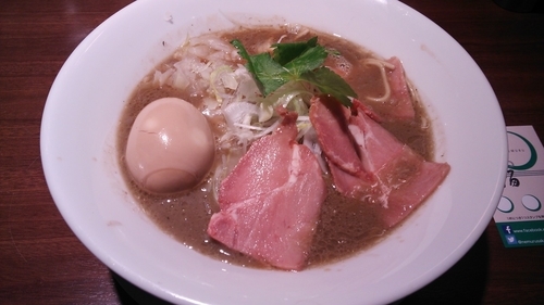 「濃厚烏賊煮干味玉中華そば+替え玉」@麺屋 ねむ瑠の写真