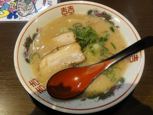 「じんべえらぁめん」@らぁめん 甚兵衛の写真