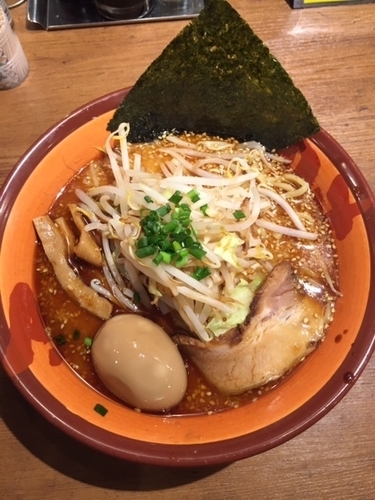 「濃厚味噌ラーメン　750円」@旭川味噌ラーメン ばんから 池袋西口店の写真