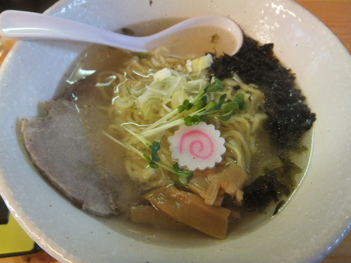 「塩ラーメン590円(柏ランチパスポート3でアイス付540円)」@中華蕎麦 みやまの写真