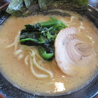 醤油ラーメン　「700円」