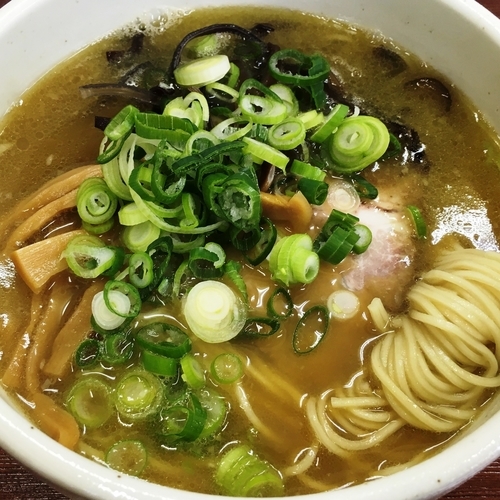 「【限定５食】猪骨ラーメン」@すすり屋しんぞうの写真