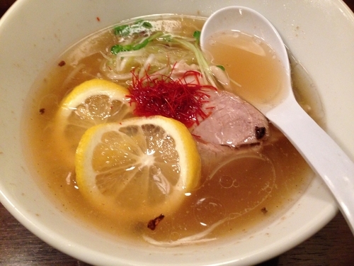 「あっさり旨塩らーめん　￥８００」@東京らーめん えいふく町の写真