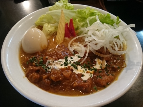「【限定】ビーフシチューらーめん950円＋味玉(ﾗｰﾊﾟｽ)」@麺家 うえだの写真