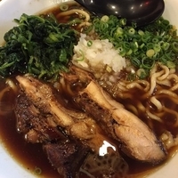 熟成鶏醤油ラーメン（大盛り）