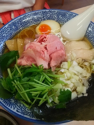 「煮干しそば 白醤油 いわし丼」@中華そば よしかわの写真