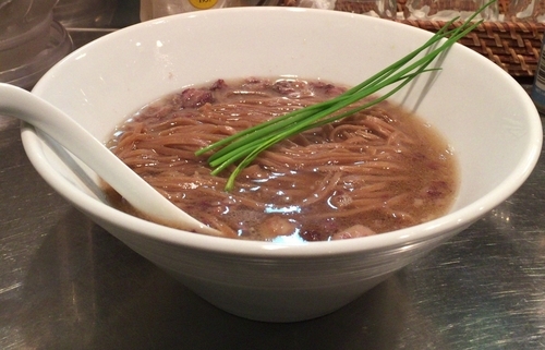 「【期間限定】かけ髄麺 黒 700円」@さんじの写真