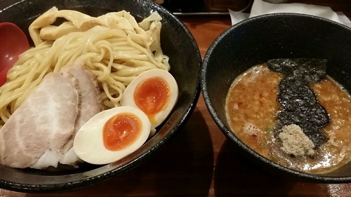 「濃厚煮干し辛つけ麺」@濃厚煮干しそば 麺匠 濱星 関内店の写真