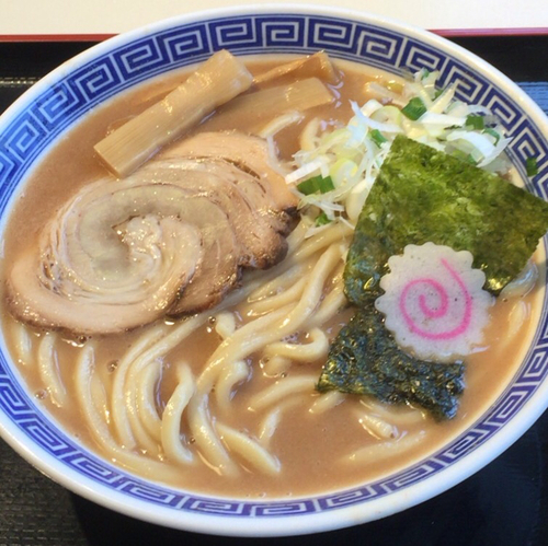 「らーめん＋中盛200g（730円＋50円）」@大勝軒ROSSO－ロッソ－の写真