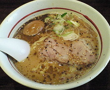 「味玉胡麻らーめん　８２０円」@拉麺 阿修羅 船橋本店の写真