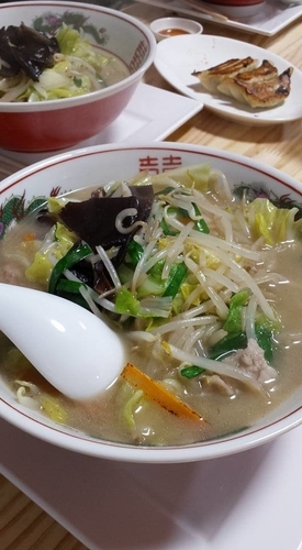 「横須賀タンメン」@横須賀タンメン ドブ板店の写真