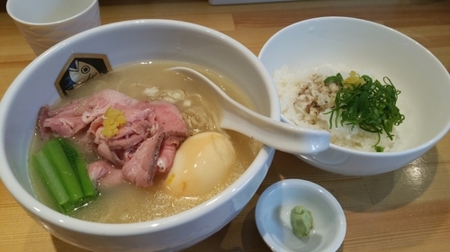 「真鯛らーめん雑炊セット＋鯛だしsmoke味玉」@真鯛らーめん 麺魚の写真