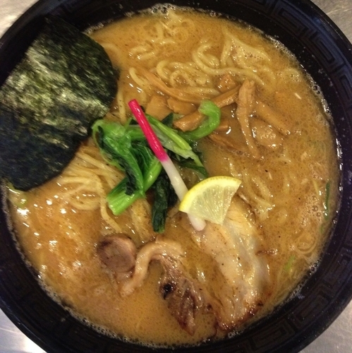 「らーめん＋大盛（650円＋100円）」@龍が如しの写真